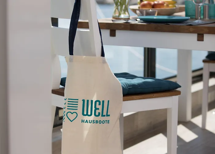 Nyaraló Hausboot Well - Husbad Well *