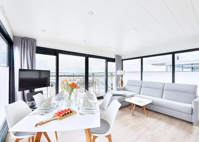 Nyaraló Hausboot Well - Husbad Well