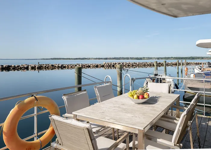 Hausboot Well - Husbad Well *